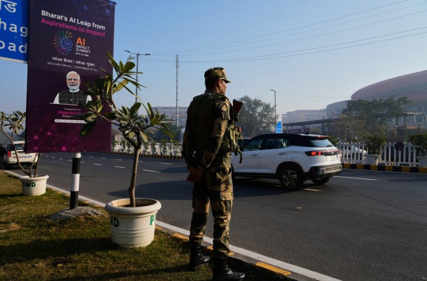  India hosts a high-stakes AI summit in New Delhi