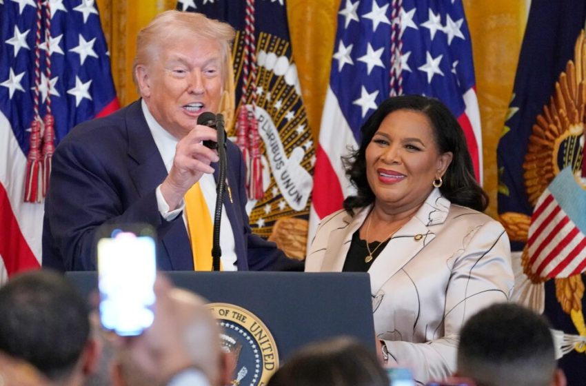  Trump hosts Black History Month reception