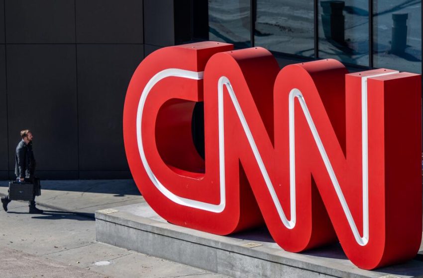  Paramount-Warner Bros. deal stirs fears about what it means for CNN