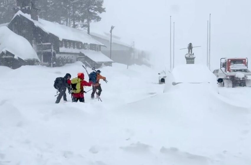  Eight skiers dead and one missing in deadliest avalanche in modern California history