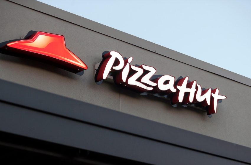  Pizza Hut closing 250 US stores as parent company considers selling the brand