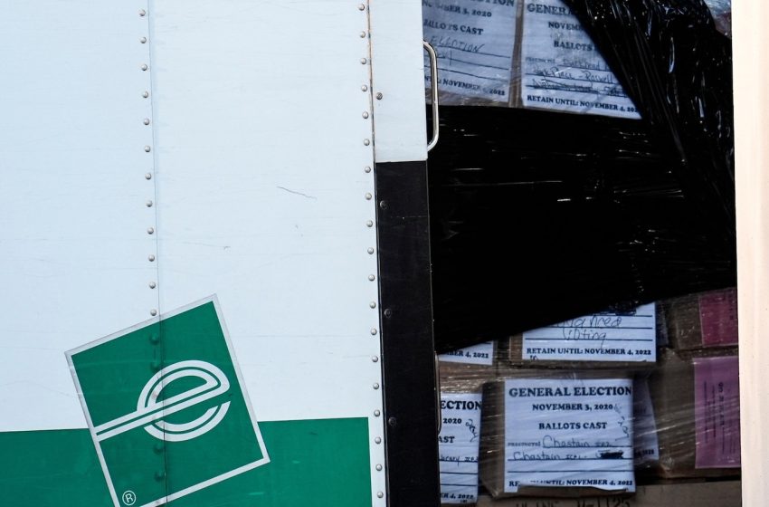  Georgia’s Fulton County seeks return of 2020 election documents seized by FBI