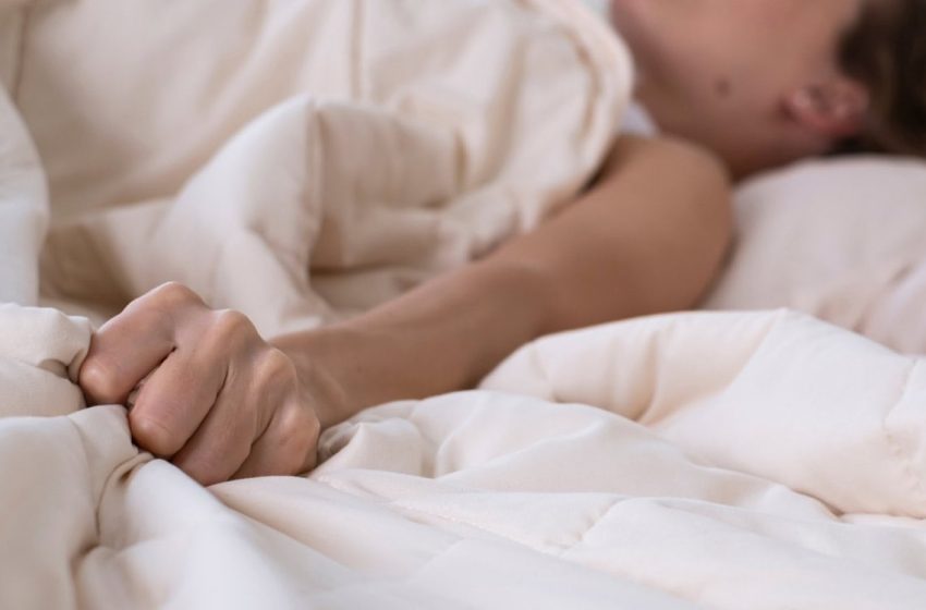  Scientists confirm non-genitally stimulated orgasms are biologically real