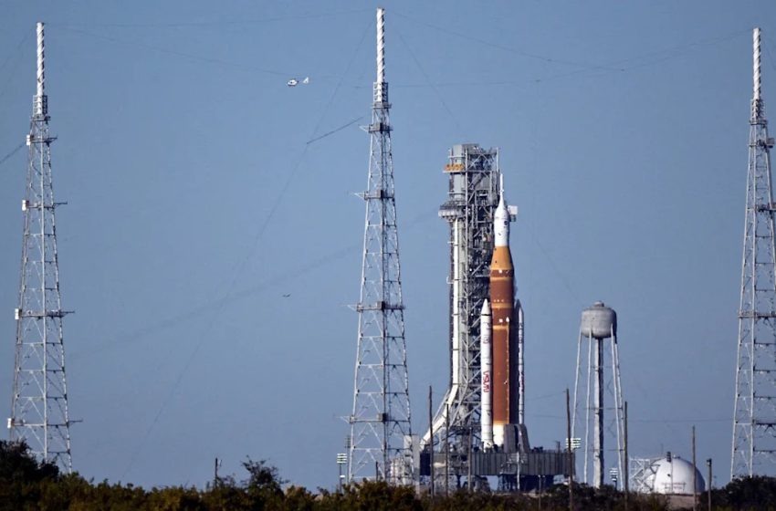  What we know about NASA’s Artemis II lunar flyby mission