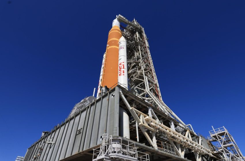  NASA’s Artemis 2 moon rocket has a new problem. ‘This will almost assuredly impact the March launch window.’