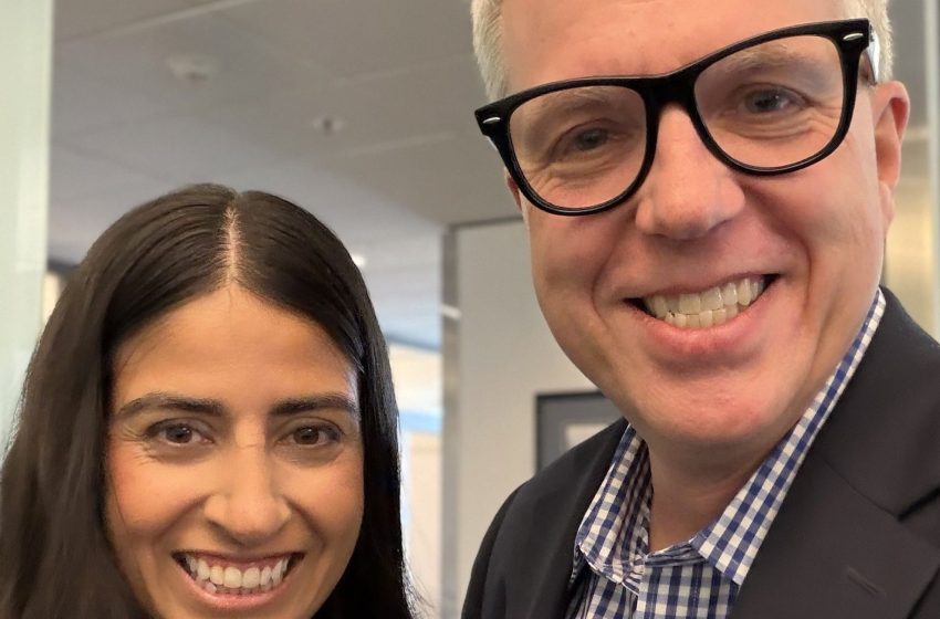  Xbox CEO meets with Larry Hyrb, aka Major Nelson