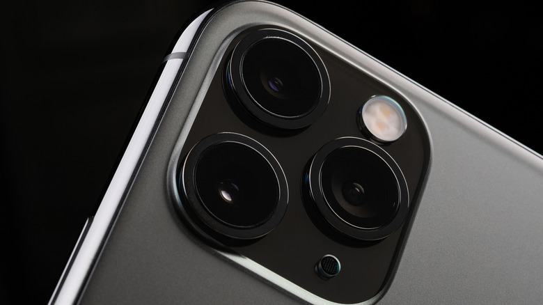 An closeup shot of the iPhone camera cluster