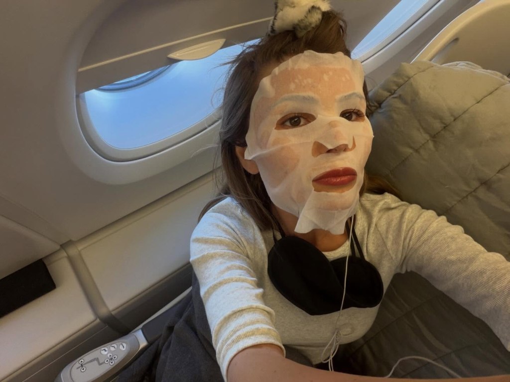 Olivia Jade Giannulli keeps her skin hydrated while hopping a flight.