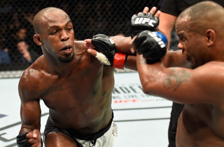  ‘I have severe arthritis’: Jon Jones reveals damage done from fight career preventing Daniel Cormier wrestling match