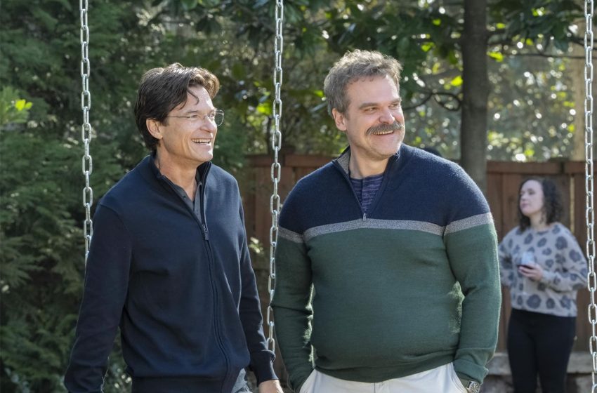  Jason Bateman’s HBO show wants to be the new White Lotus. Welp.