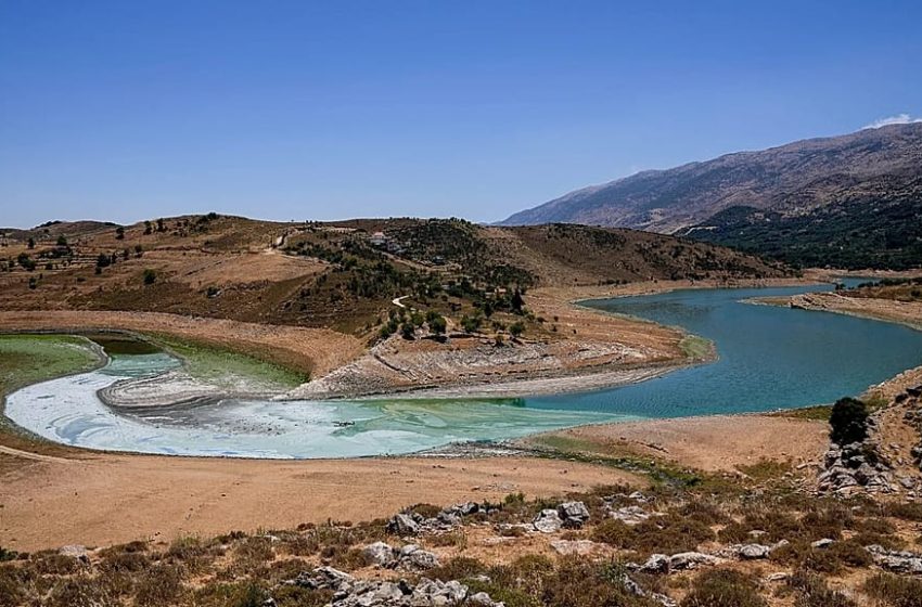  Israeli military strikes Litani River crossings in Lebanon