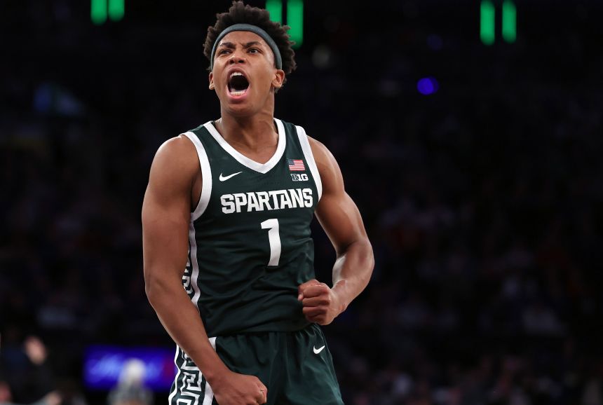 Fears reacts during the second half against the Kentucky Wildcats in the State Farm Champions Classic in November.