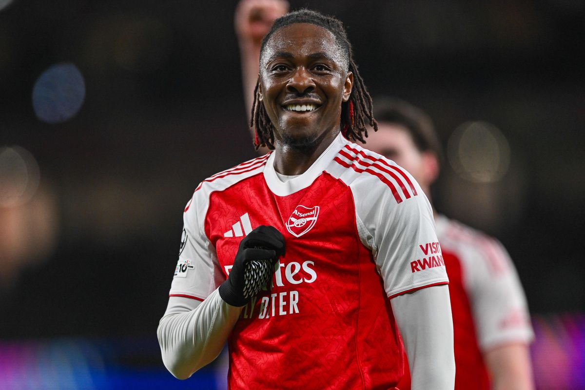 Eberechi Eze celebrates scoring for Arsenal against Bayer Leverkusen