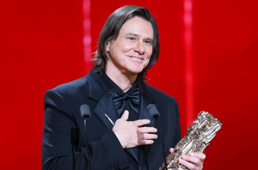  Did Alexis Stone Impersonate Jim Carrey at the César Awards?