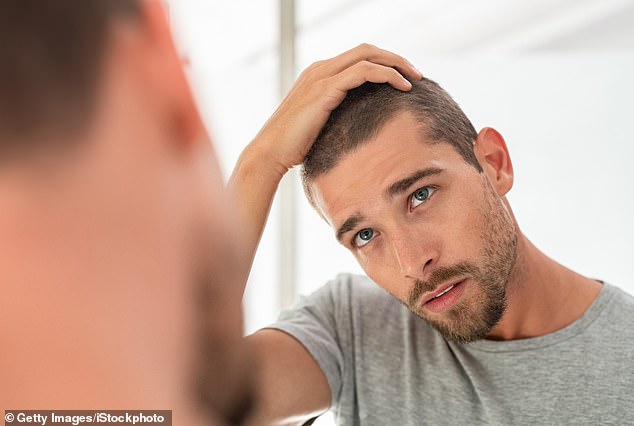  Miracle new treatment to REVERSE male hair loss that’s 50 times cheaper than a transplant. You don’t have to fly to Turkey or Thailand… and can do it on your lunch break!