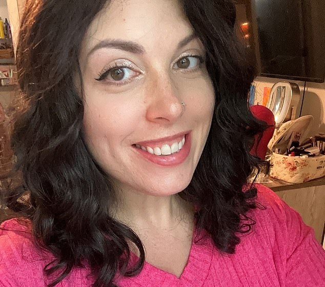  I was diagnosed with aggressive cancer and told I had a year to live… three years later I am cancer free thanks to my diet and supplement regimen