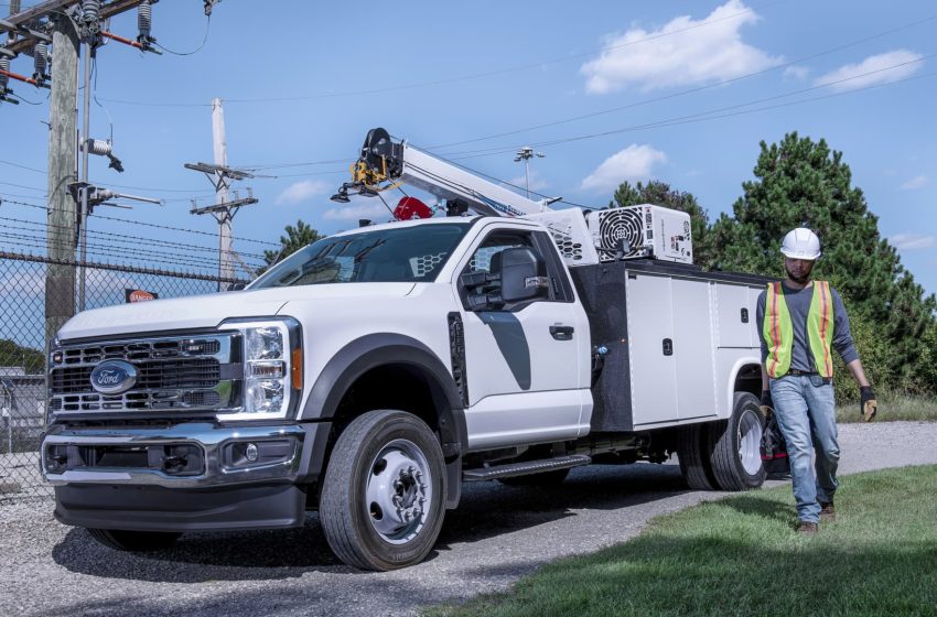  Ford launches Pro AI for multibillion-dollar commercial business