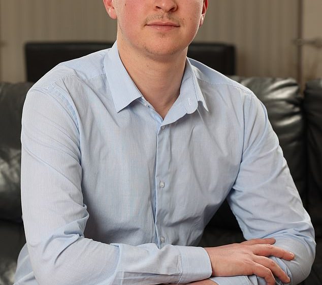  Troubling truth behind the rise of testicular cancer in young men, the surprising factors that make you more likely to get it… and the symptoms you can’t ignore