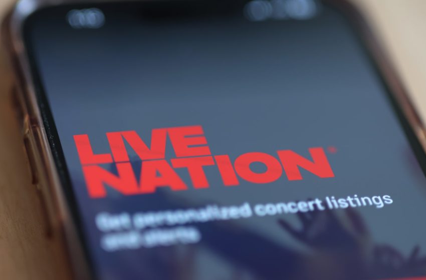  Ticketmaster parent Live Nation agrees to DOJ antitrust settlement