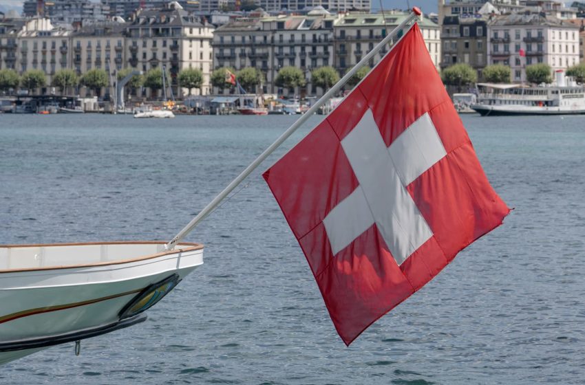  Switzerland considers Swiss franc intervention amid Iran war
