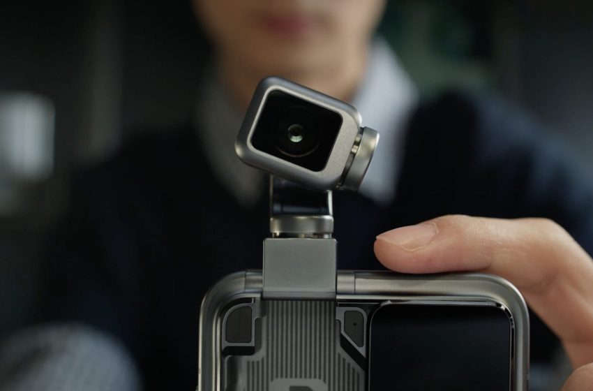  Honor launches phone with robotic camera, teases humanoid robot