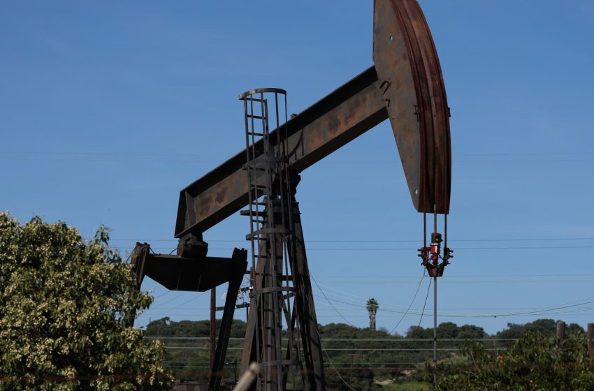  WTI, Brent, Middle East tensions keep markets on edge