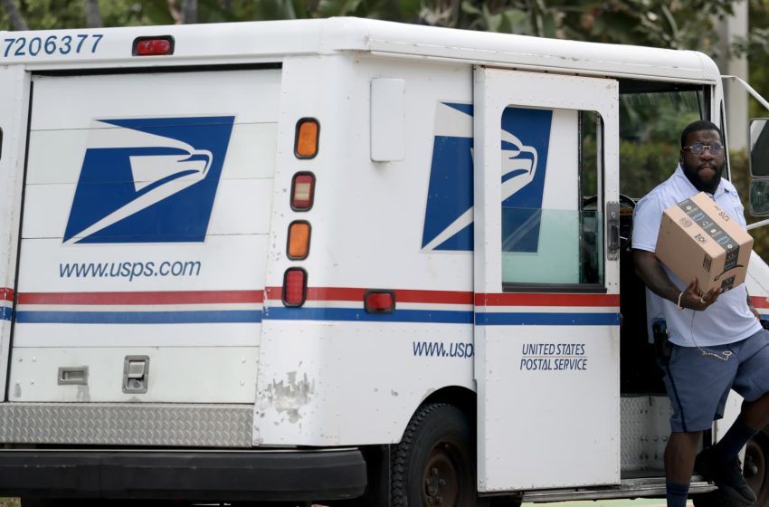  U.S. Postal Service seeks 8% fuel surcharge for package deliveries