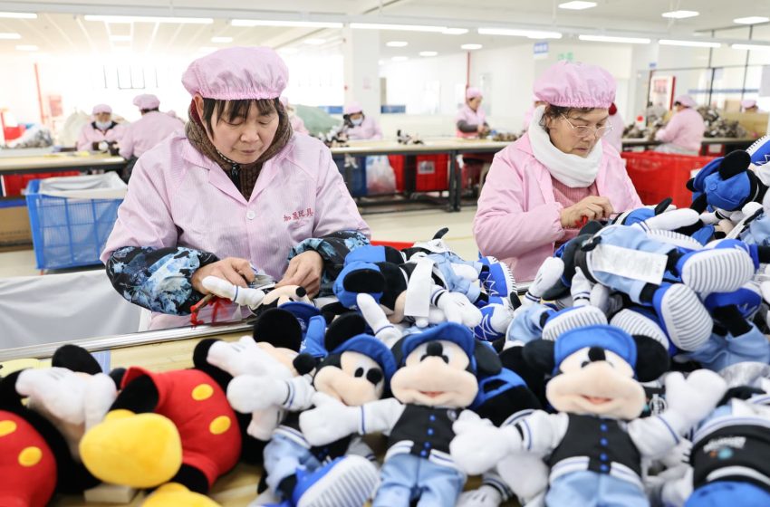  China’s factory activity returns to growth, expanding at its sharpest pace in a year