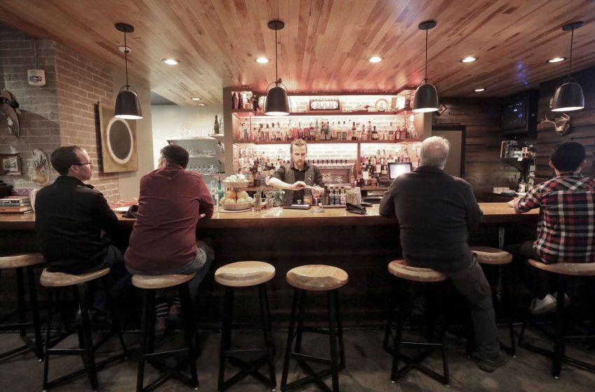  Restaurants Grapple With New Drinking Habits