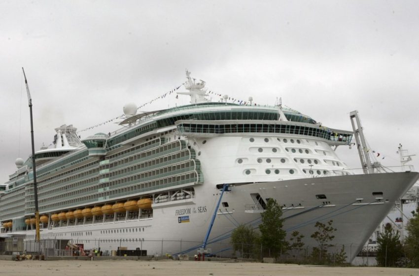  Royal Caribbean Cancels 20+ Cruises