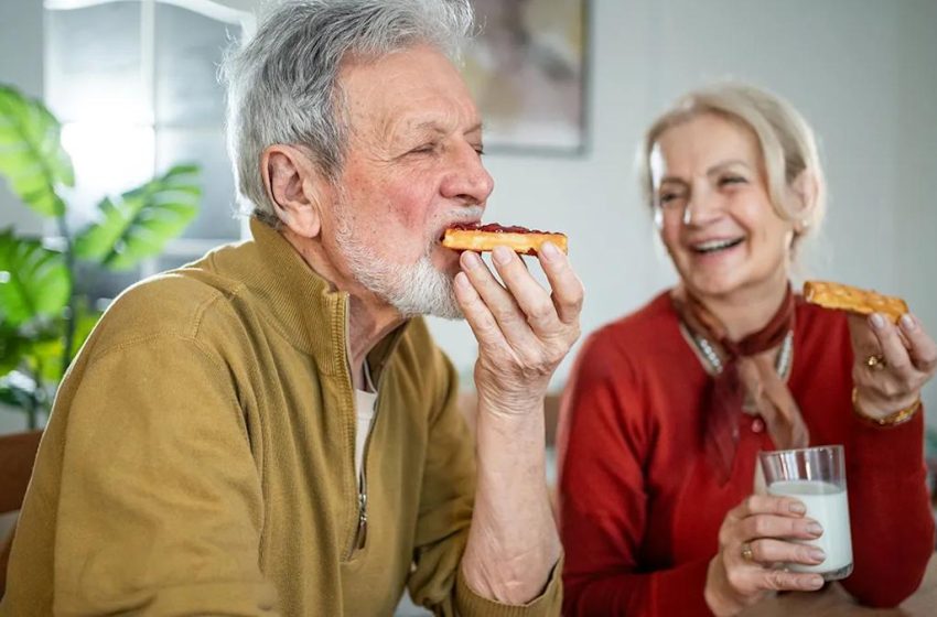  Older adults gain muscle power with daily servings of everyday snack, study finds