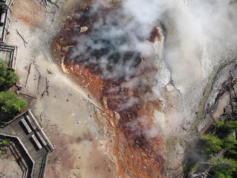  World’s largest acidic geyser, Echinus, erupts for first time since 2020
