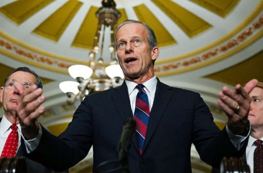  Republicans back Trump on Iran strikes, block bid to rein in war powers