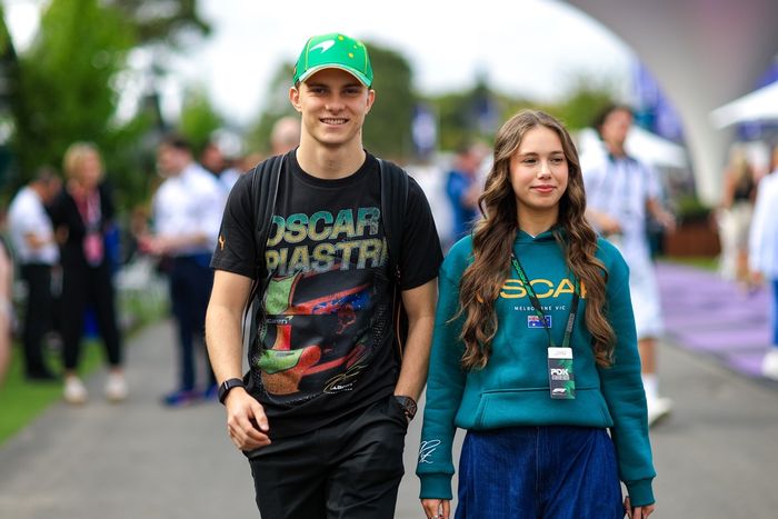 Oscar Piastri, McLaren, Lily Zneimer