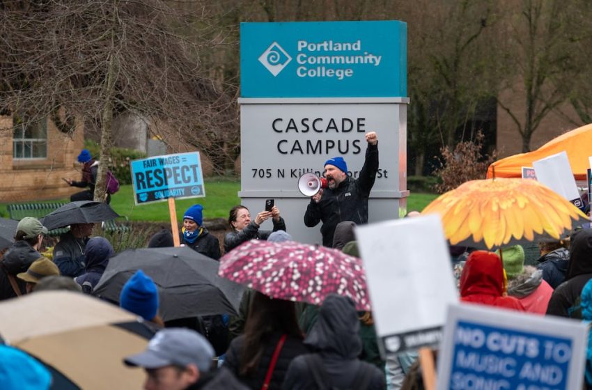  Portland Community College faculty and staff commence historic strike over wages