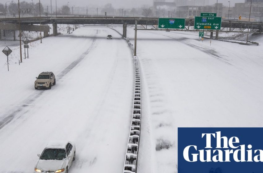  ‘Triple-threat megastorm’ to scatter snow, high winds and thunder across US | US weather
