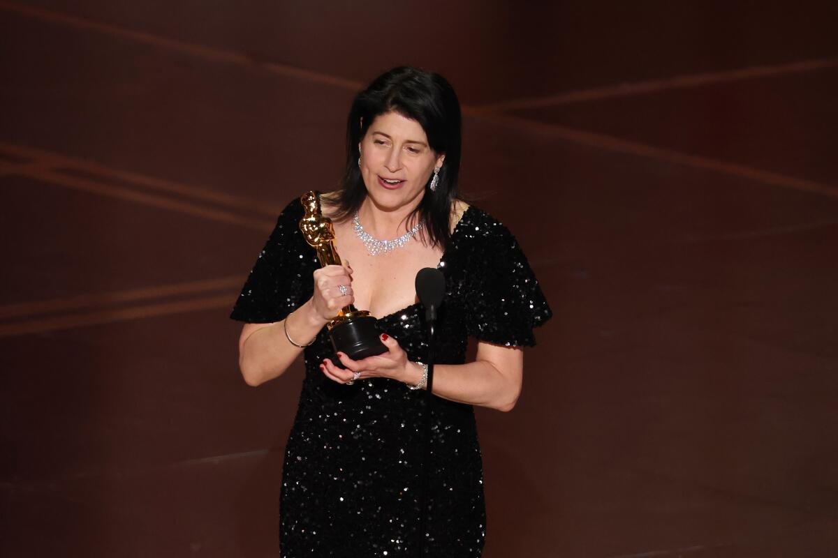 Cassandra Kulukundis accepts the Oscar for casting for "One Battle After Another" during the 98th Academy Awards.
