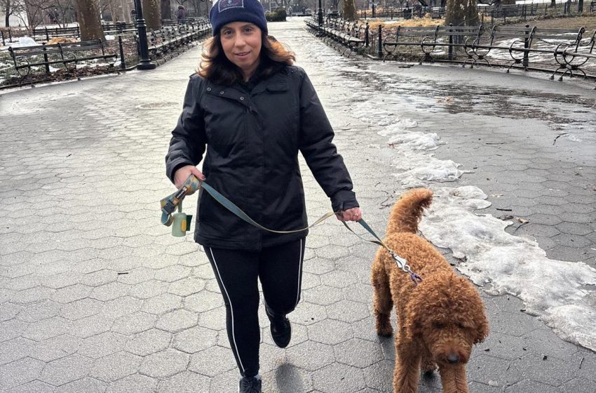  I’m 58 and Tried Walking 7,000 Steps Every Day for 2 Weeks—Here’s What Happened to My Body