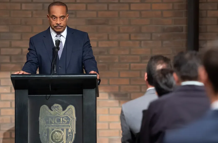  What happened in ‘NCIS’ Ep. 500? Rocky Carroll on Leon Vance’s fate