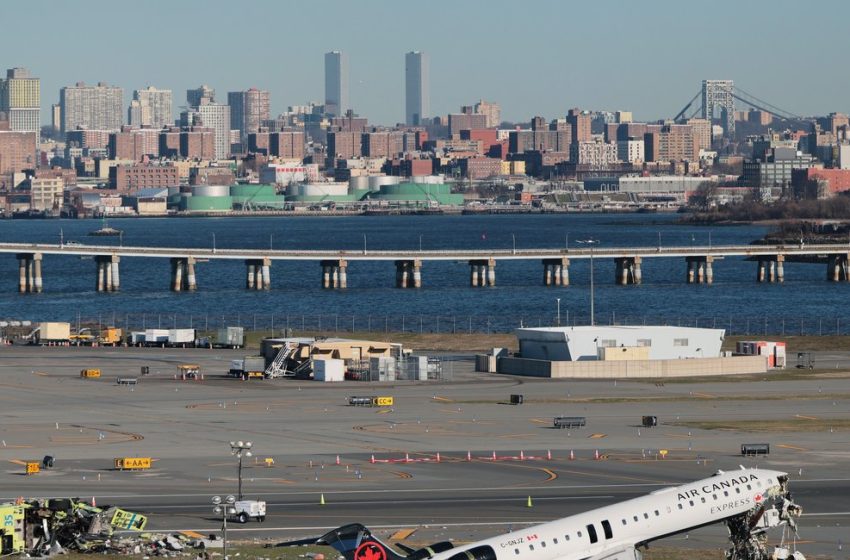  NTSB flags missing transponder, tower staffing in LaGuardia crash