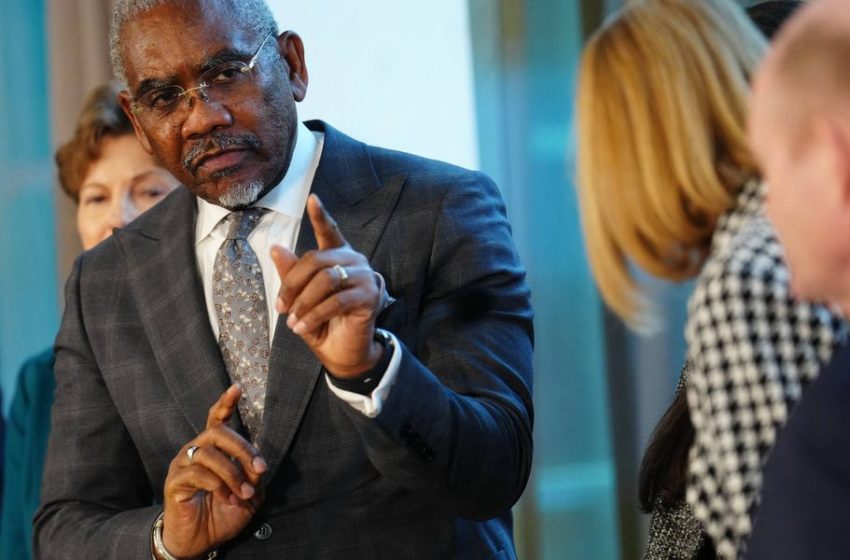  Critics Slam Meeks, Jeffries Pushing Off War Powers Bill Just as It Gets Enough Votes to Pass