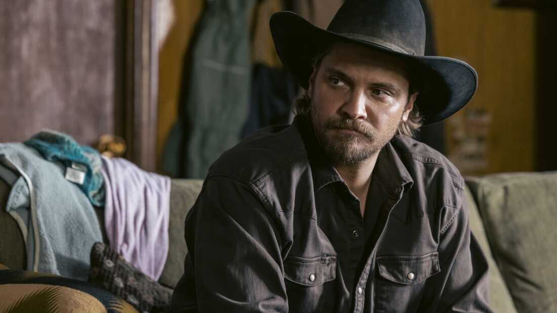 Luke Grimes as plays Kayce Dutton in Marshals.
