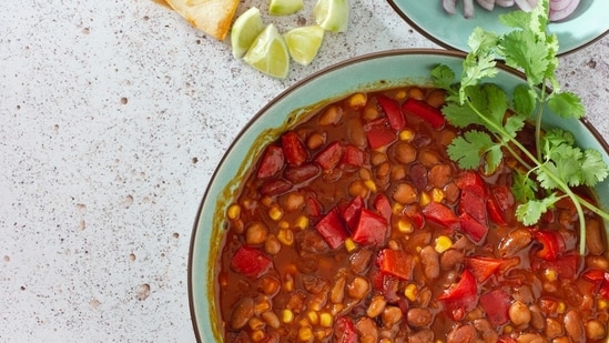  UK surgeon shares a protein and fibre rich food that reduces heart disease risk, cholesterol, has anti-cancer properties