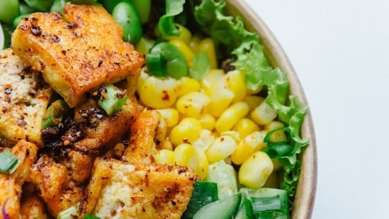  Nutritionist shares 8 vegetarian sources of protein to add to your diet besides paneer: Edamame, hemp seeds, and more