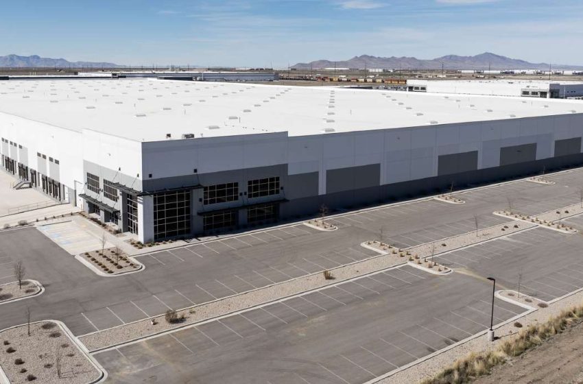  Feds plan ‘mega center’ that could house 10,000 immigrant detainees, Salt Lake mayor says