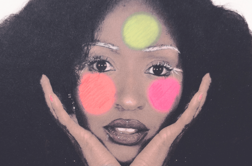  Ayo Edebiri on Her Broadway Debut, The Bear’s Last Season, and Making Theater Accessible