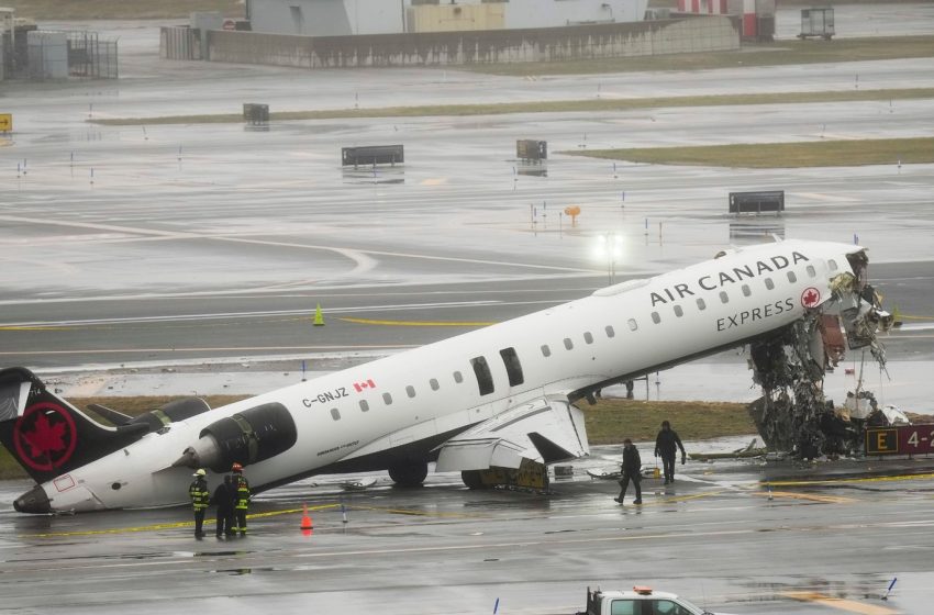  LaGuardia plane crash: Airport reopens after collision kills pilots of Air Canada flight; ATC tower was well-staffed
