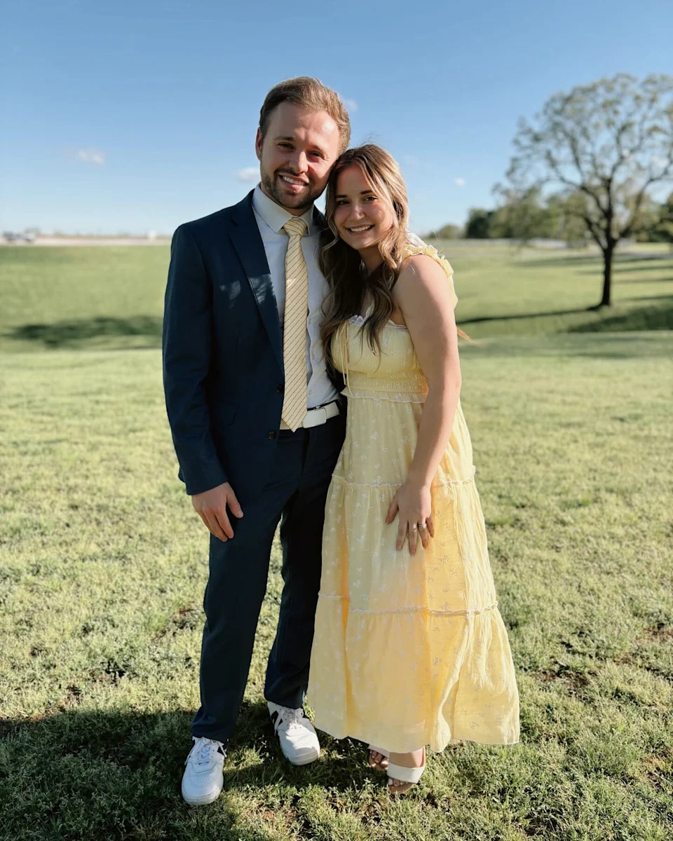 Jason and Maddie (above in a social media upload) also wrote that they “stand with innocent children.” Instagram/@maddiegraceduggar