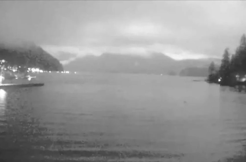  Fireball and sonic boom over Vancouver was likely meteor