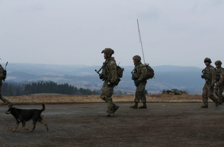  U.S. to send around 1,000 troops from Army airborne unit to Mideast, AP source says